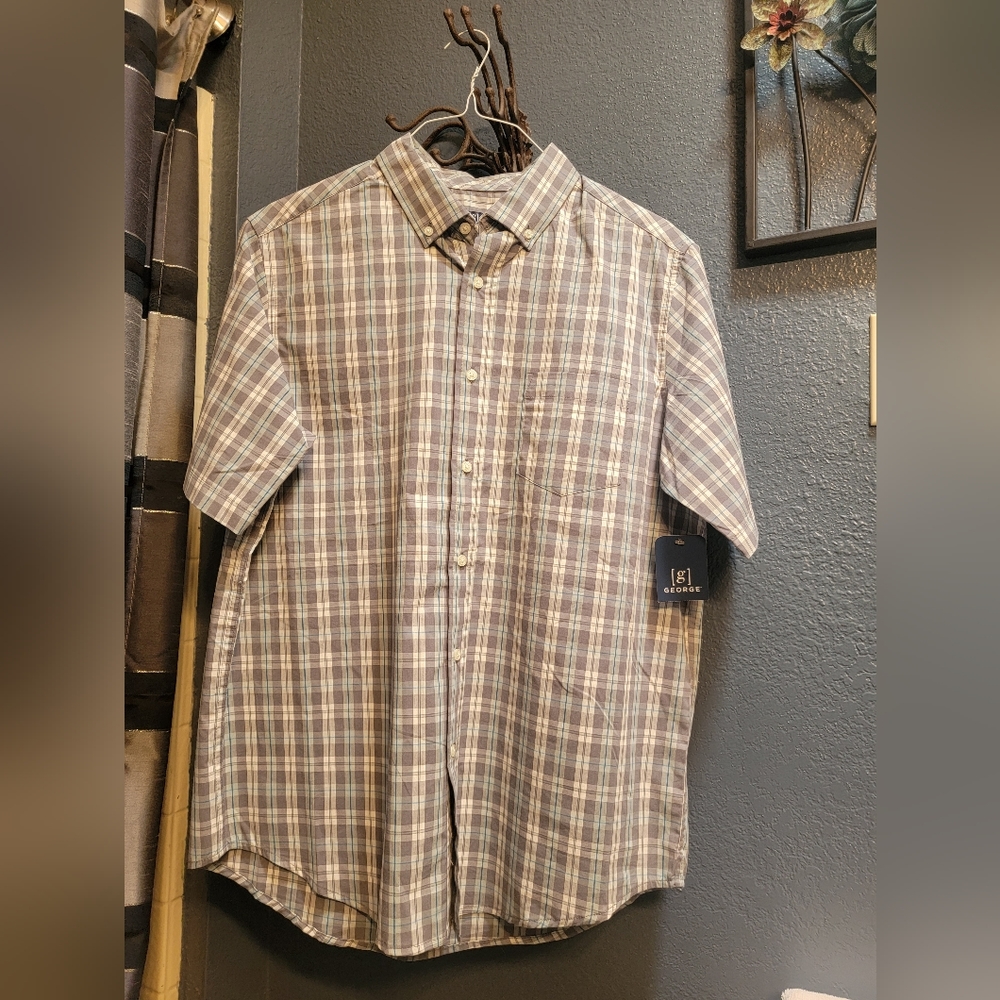 Short Sleeve Men's Button Down